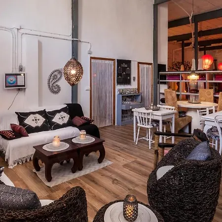 L'olivera: Rustic Retreat Near Peniscola Coast * Sant Mateu